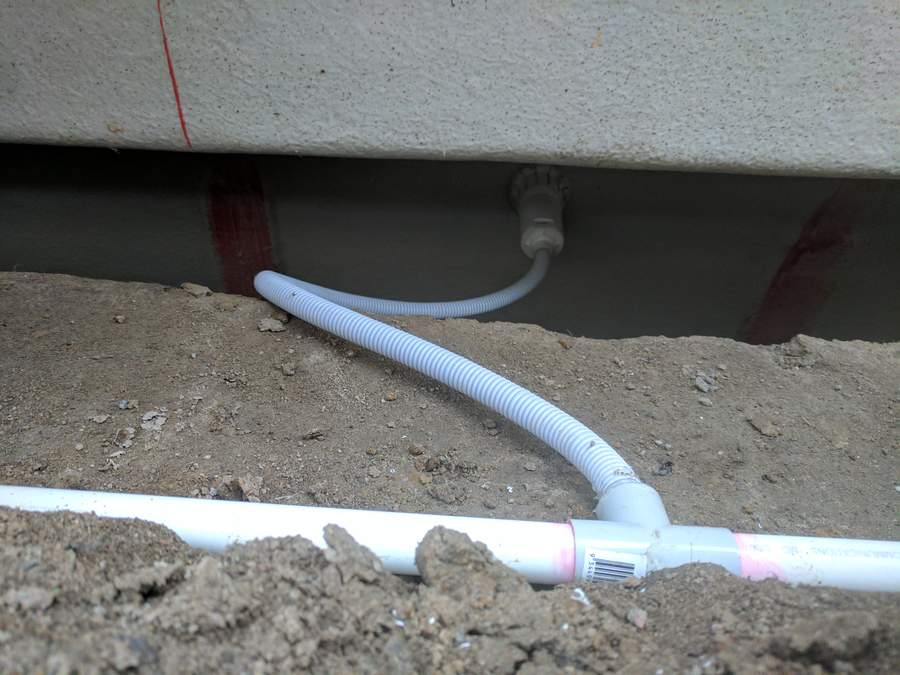 Conduit for pool lights