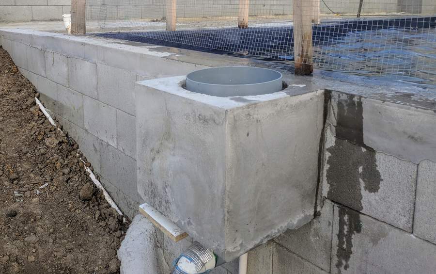 Skimmer concrete